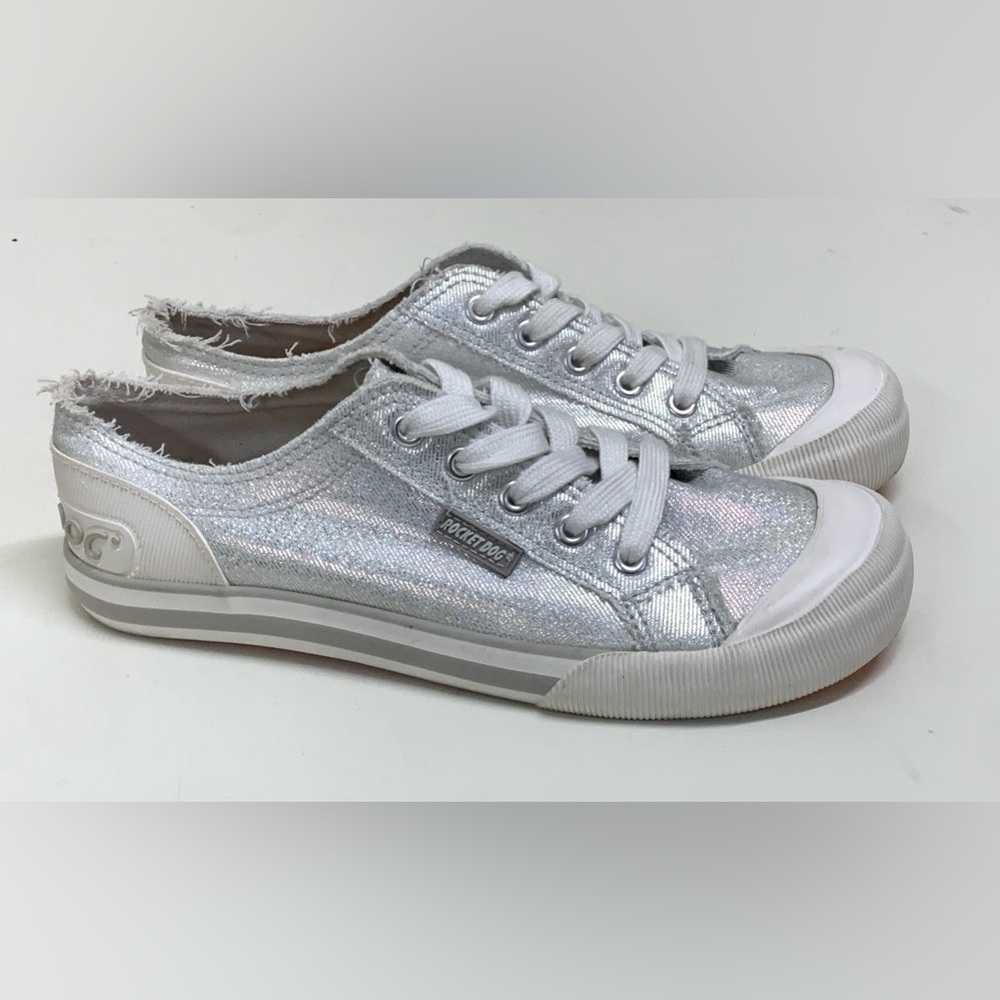 Women's 7.5 Rocket Dog Sparkly Metallic Silver Rubber Toe Lace Up Sneakers